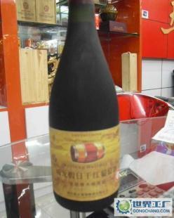 威龍假日干紅葡萄酒 蛇龍珠21年老樹齡的品質(zhì)與風(fēng)味探析